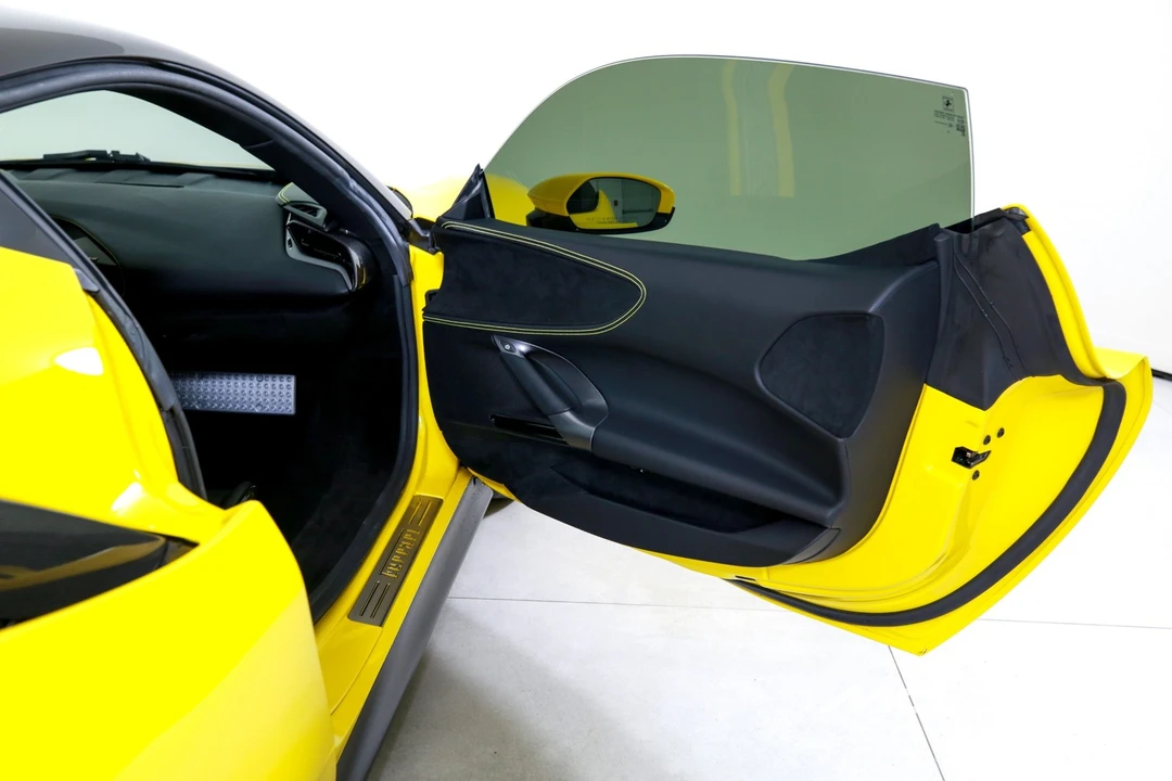 2022 Ferrari SF90 Stradale - Image 18 of 31