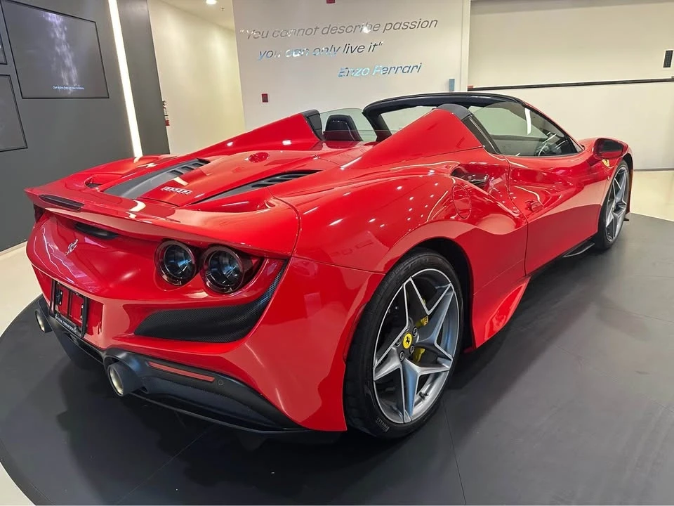 2022 Ferrari F8 - Image 4 of 5