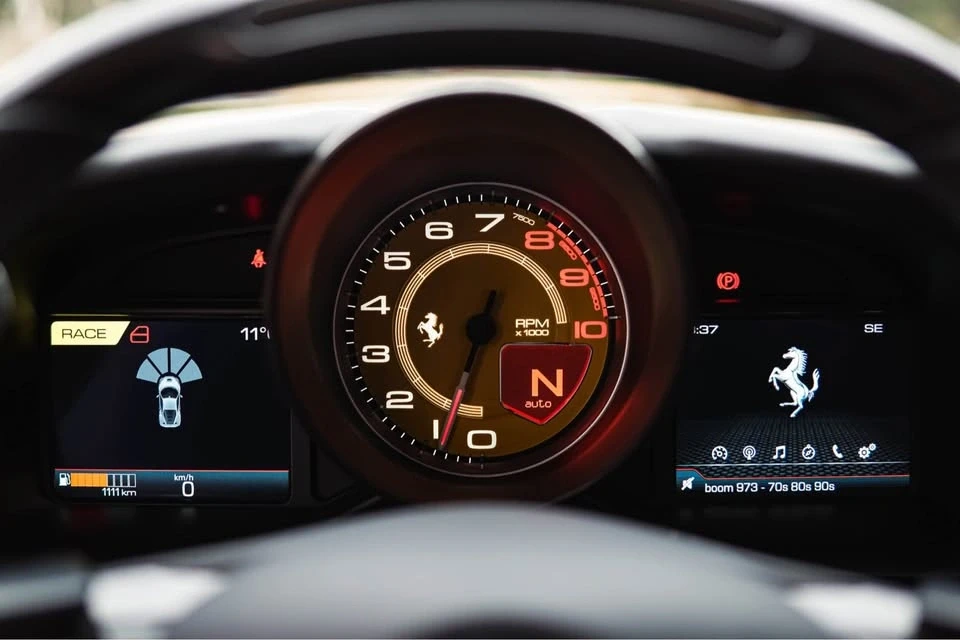 2022 Ferrari F8 - Image 7 of 12