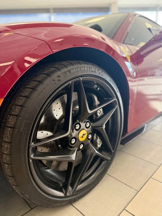 2022 Ferrari F8 Tributo - Image 4 of 7