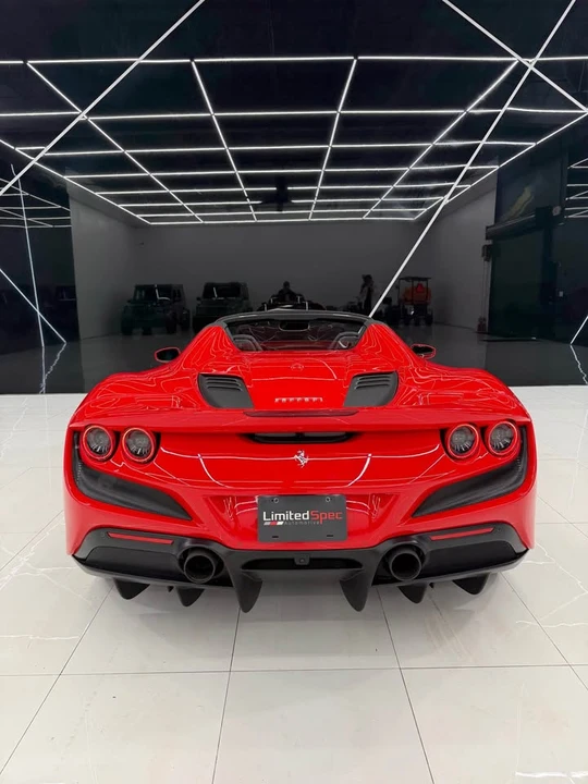 2022 Ferrari F8 Spider - Image 3 of 7
