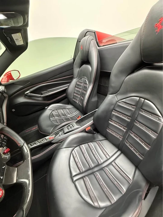 2022 Ferrari F8 Spider - Image 9 of 11