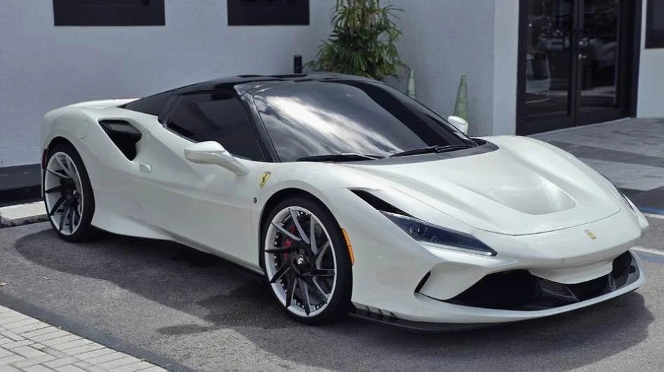 2022 Ferrari F8 Spider - Image 3 of 9