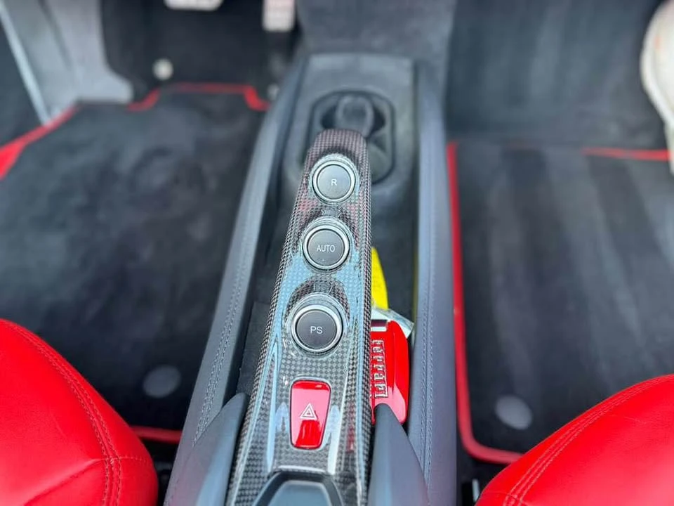 2022 Ferrari F8 Spider - Image 11 of 16