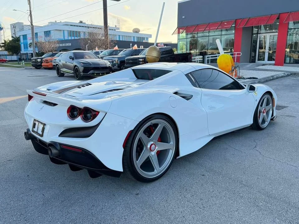 2022 Ferrari F8 Spider - Image 3 of 16
