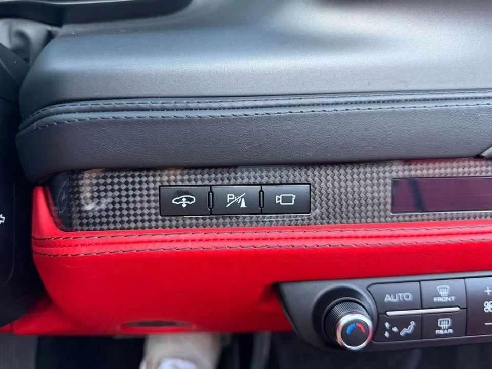 2022 Ferrari F8 Spider - Image 12 of 16