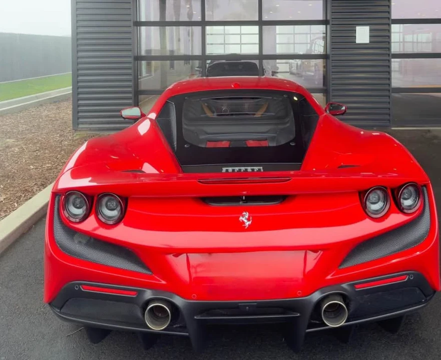 2022 Ferrari F8 Tributo - Image 3 of 5