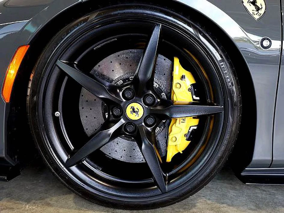 2022 Ferrari F8 Tributo - Image 14 of 15