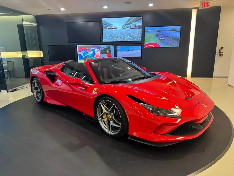 2022 Ferrari F8 Spider - Image 5 of 13