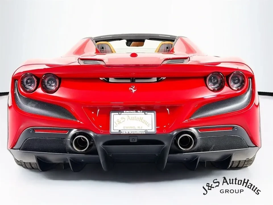 2022 Ferrari F8 Spider - Image 8 of 20