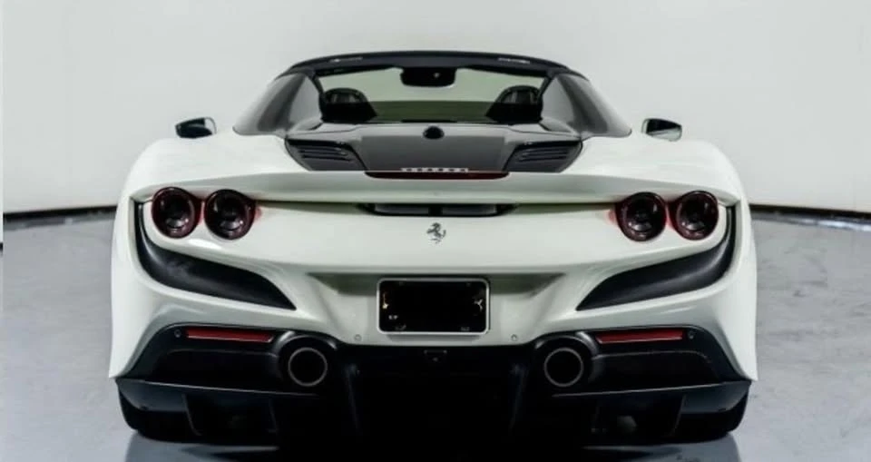 2022 Ferrari F8 Spider - Image 10 of 19