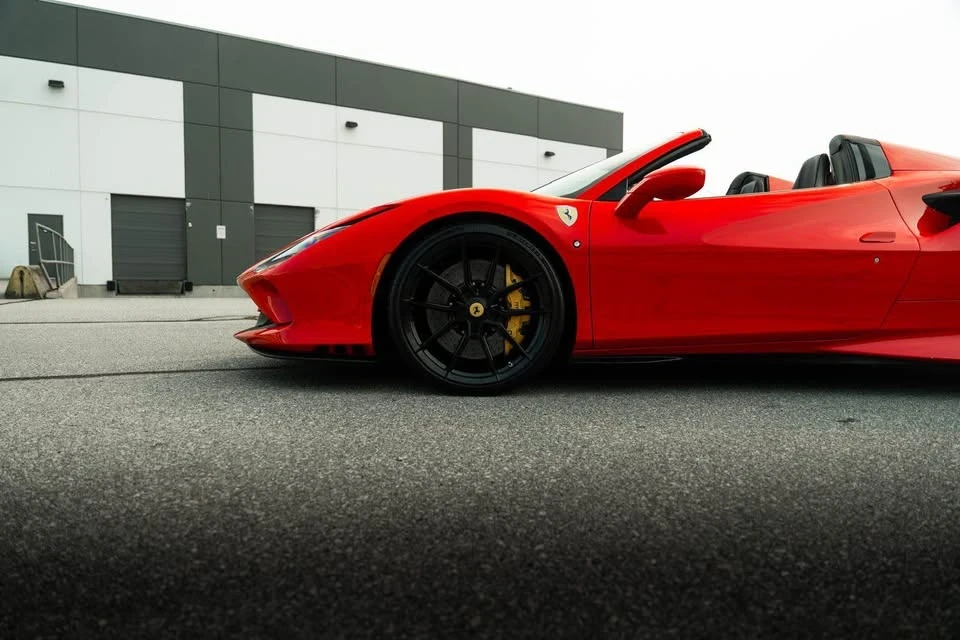 2022 Ferrari F8 Spider - Image 11 of 17