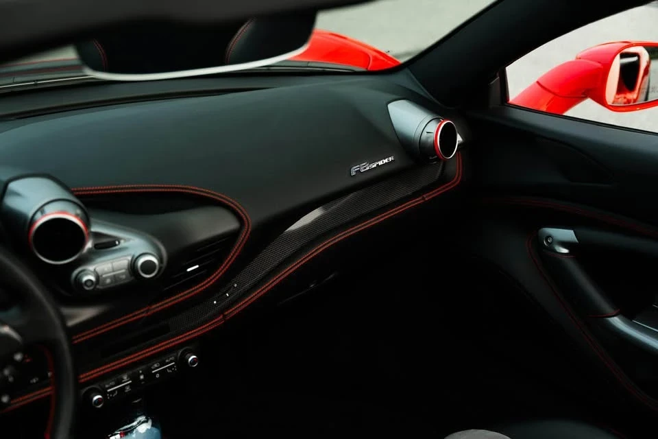 2022 Ferrari F8 Spider - Image 16 of 17