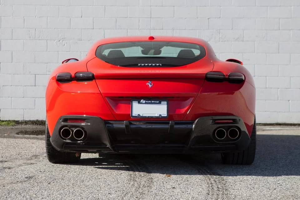 2022 Ferrari Roma - Image 8 of 20