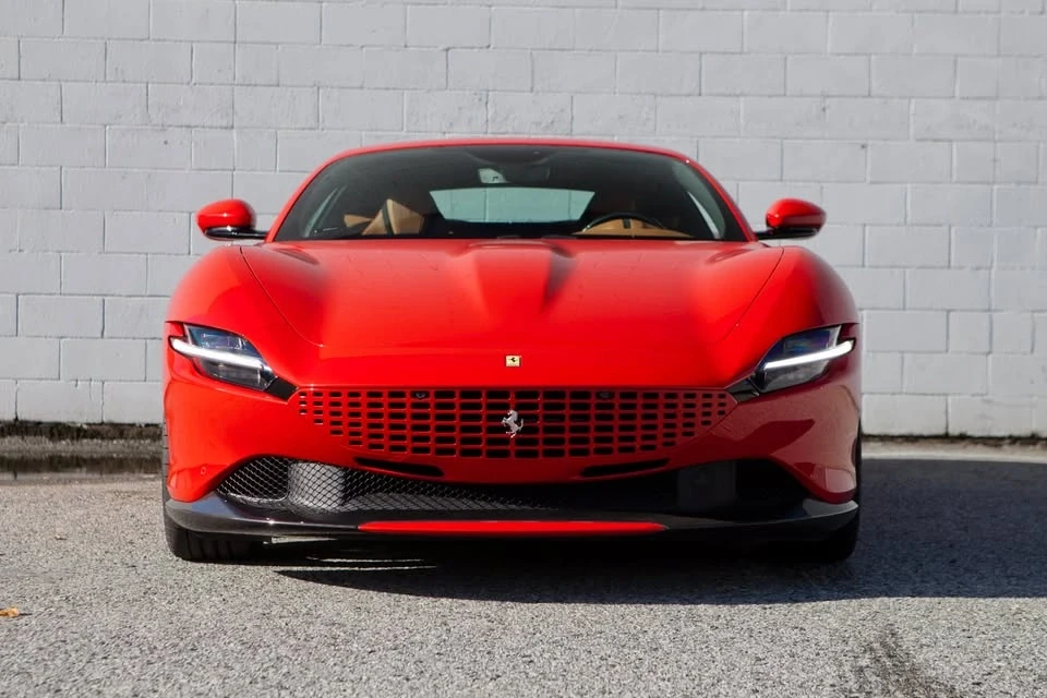 2022 Ferrari Roma - Image 2 of 20