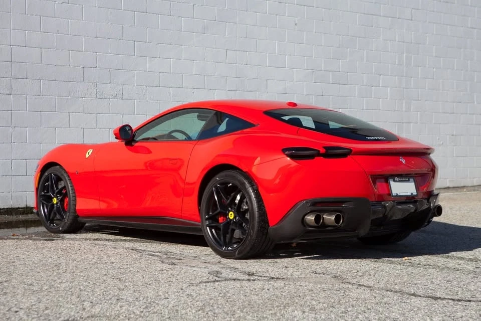 2022 Ferrari Roma - Image 7 of 20