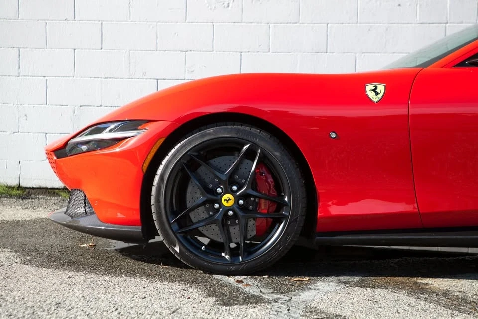 2022 Ferrari Roma - Image 4 of 20