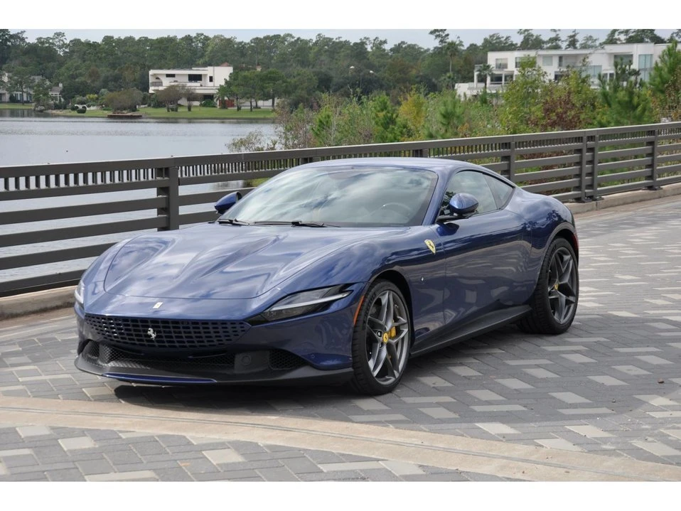 2022 Ferrari Roma - Image 2 of 19