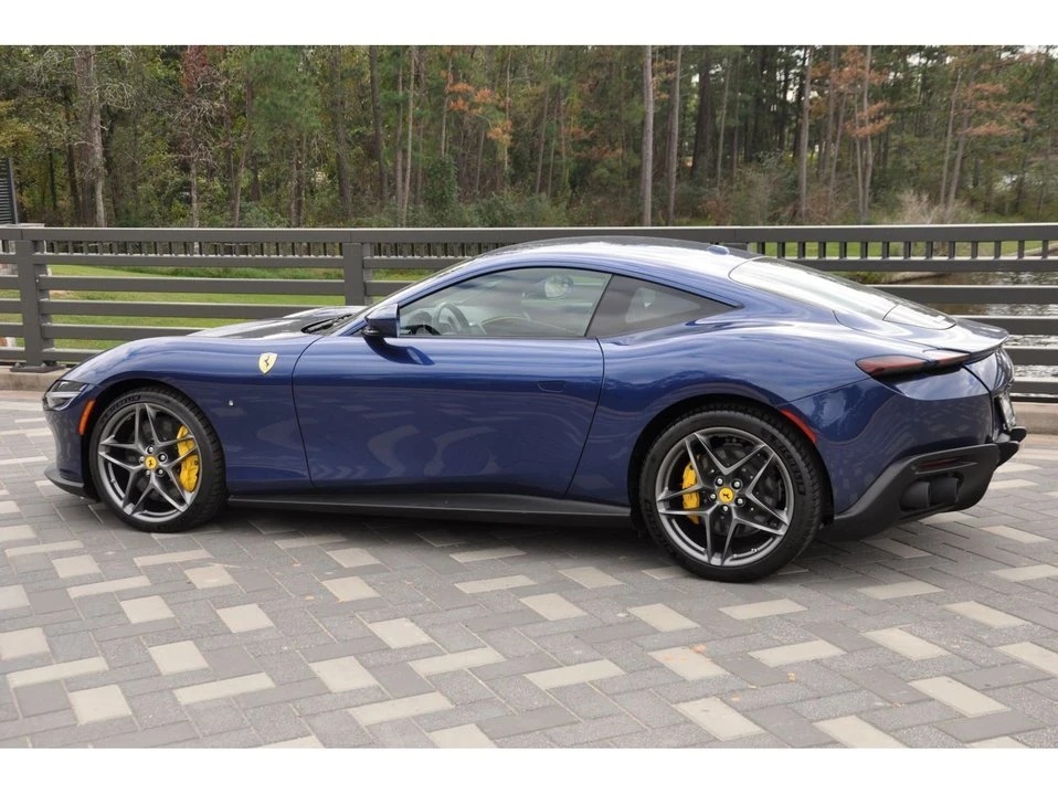 2022 Ferrari Roma - Image 5 of 19