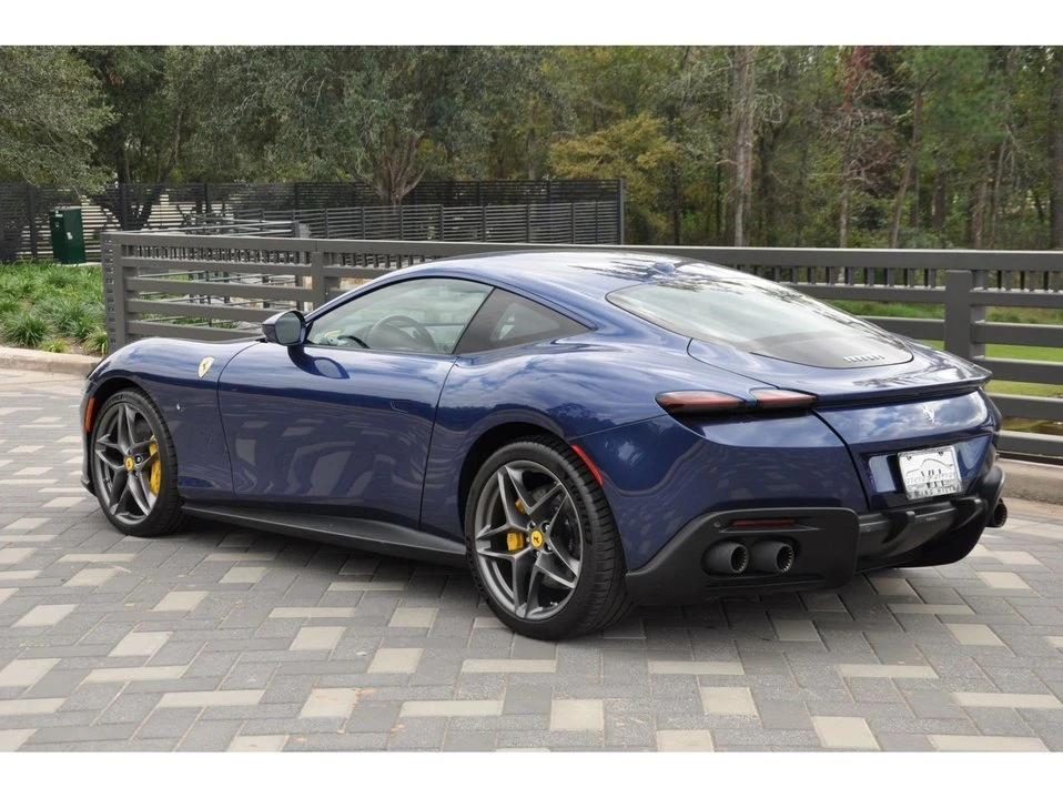 2022 Ferrari Roma - Image 8 of 19