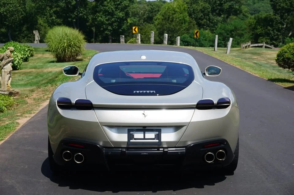 2022 Ferrari Roma - Image 7 of 15