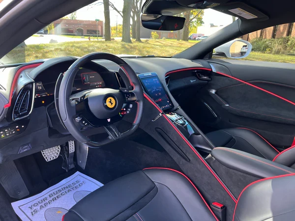 2022 Ferrari Roma - Image 11 of 19