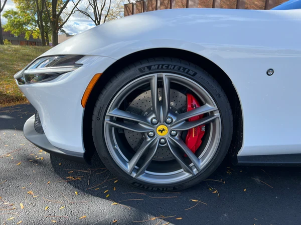 2022 Ferrari Roma - Image 8 of 19