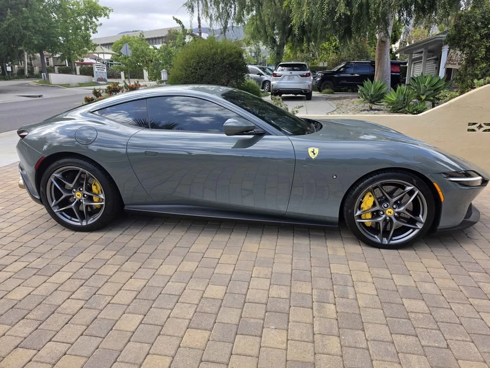 2022 Ferrari Roma - Image 4 of 10