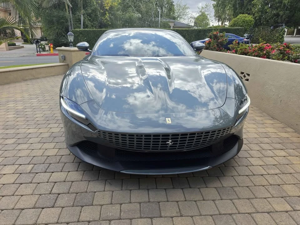 2022 Ferrari Roma - Image 6 of 10