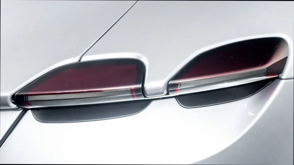 2022 Ferrari Roma - Image 11 of 15