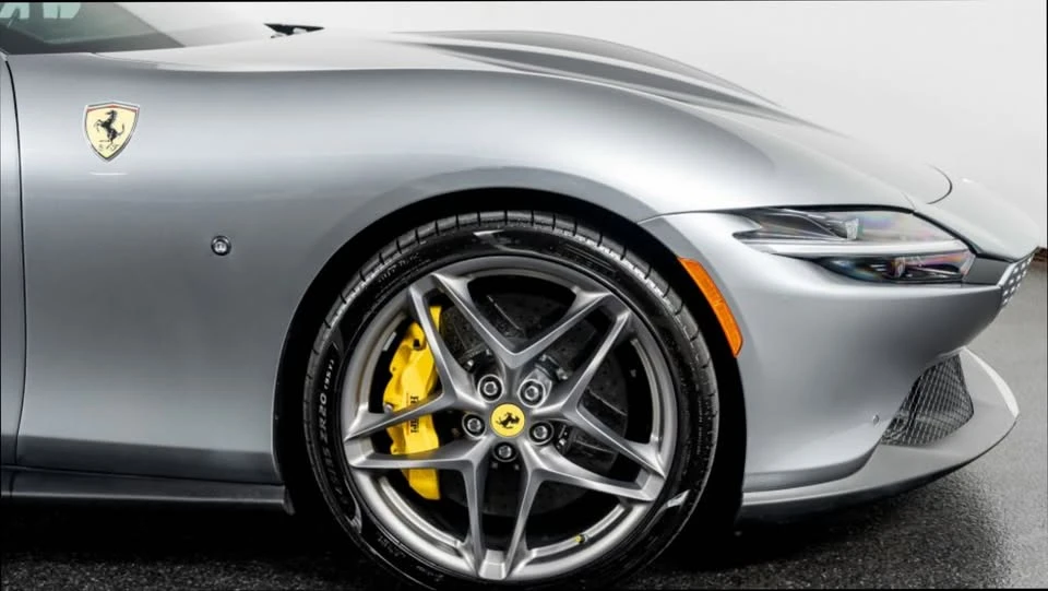 2022 Ferrari Roma - Image 12 of 15