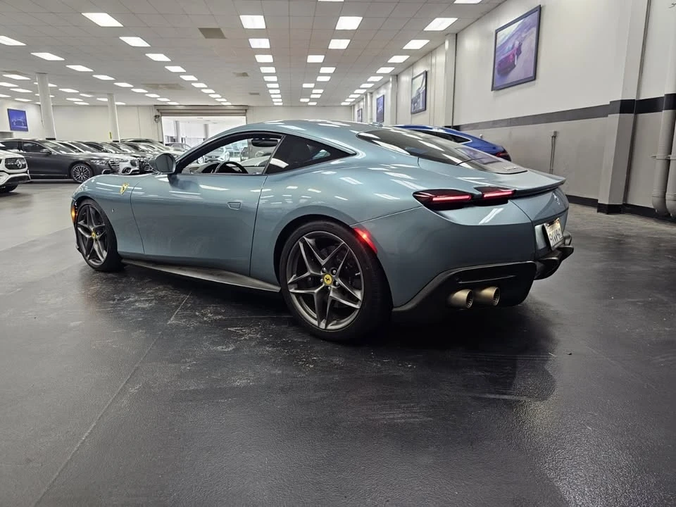 2022 Ferrari Roma - Image 2 of 10