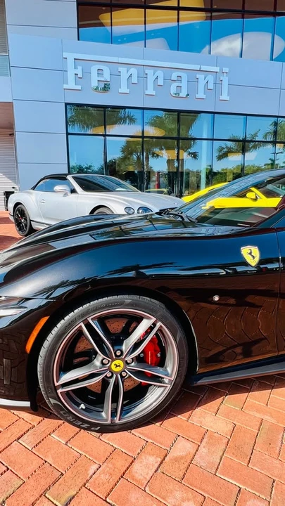2022 Ferrari Roma - Image 7 of 8