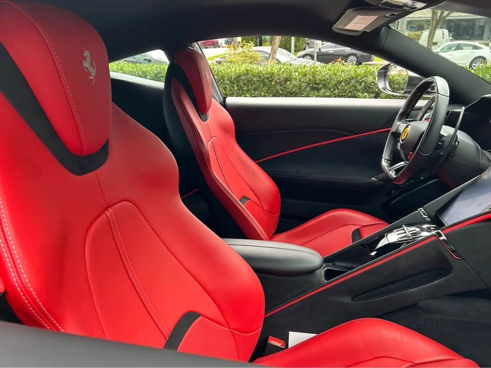 2022 Ferrari Roma - Image 15 of 20