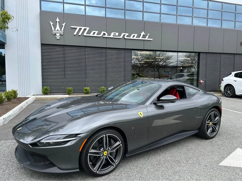 2022 Ferrari Roma - Image 2 of 20
