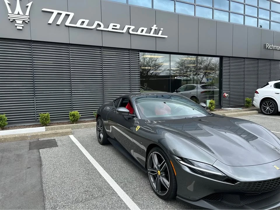 2022 Ferrari Roma - Image 11 of 20