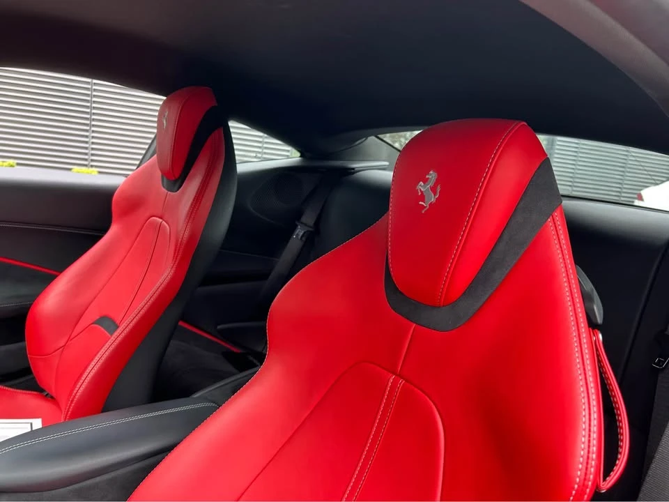 2022 Ferrari Roma - Image 15 of 20