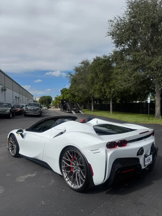 2022 Ferrari SF90 Stradale - Image 6 of 8