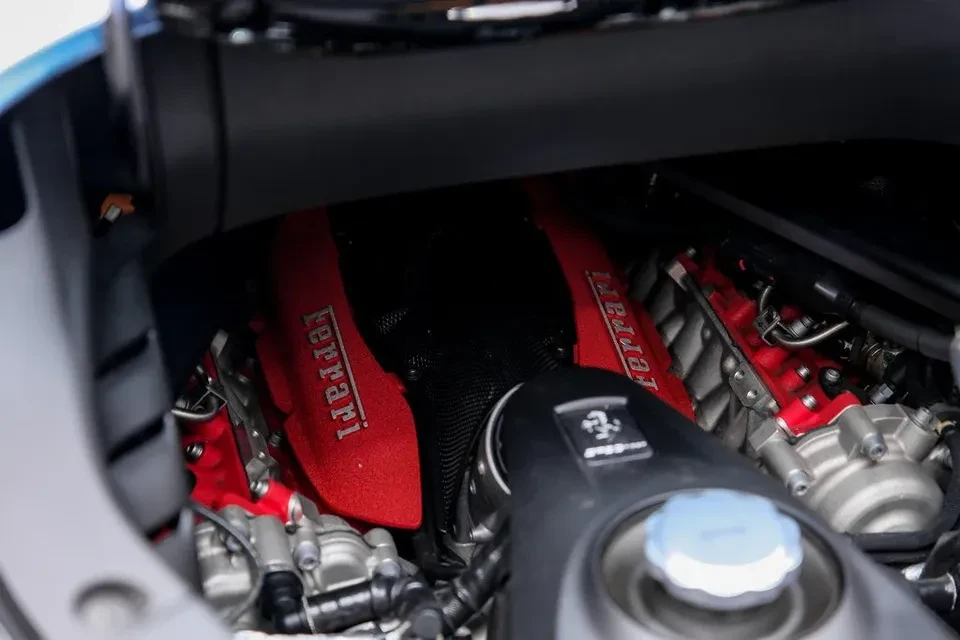 2022 Ferrari SF90 Stradale - Image 8 of 20