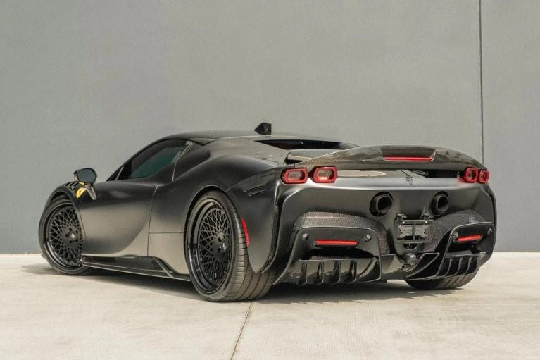 2022 Ferrari SF90 Stradale - Image 9 of 20