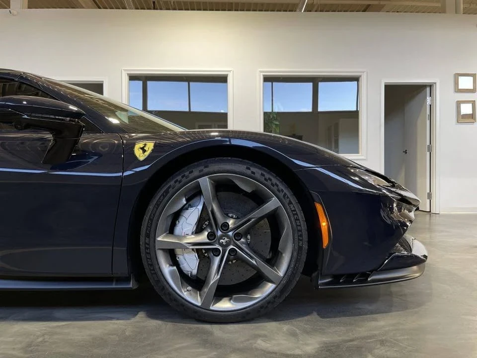 2022 Ferrari SF90 Spider - Image 3 of 10