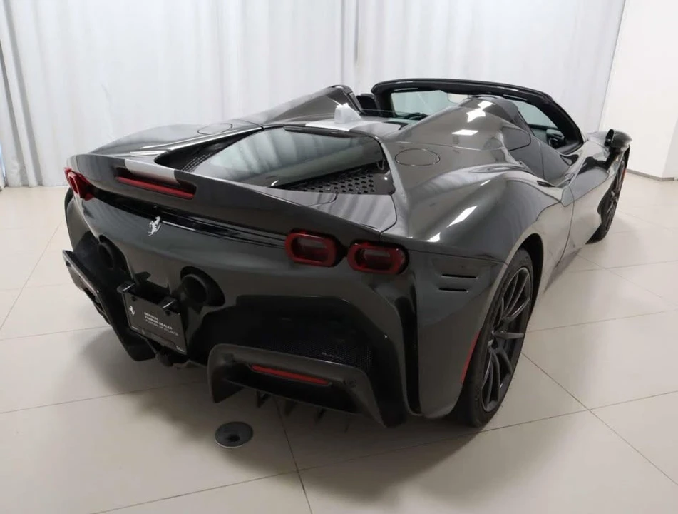 2022 Ferrari SF90 Spider - Image 10 of 20