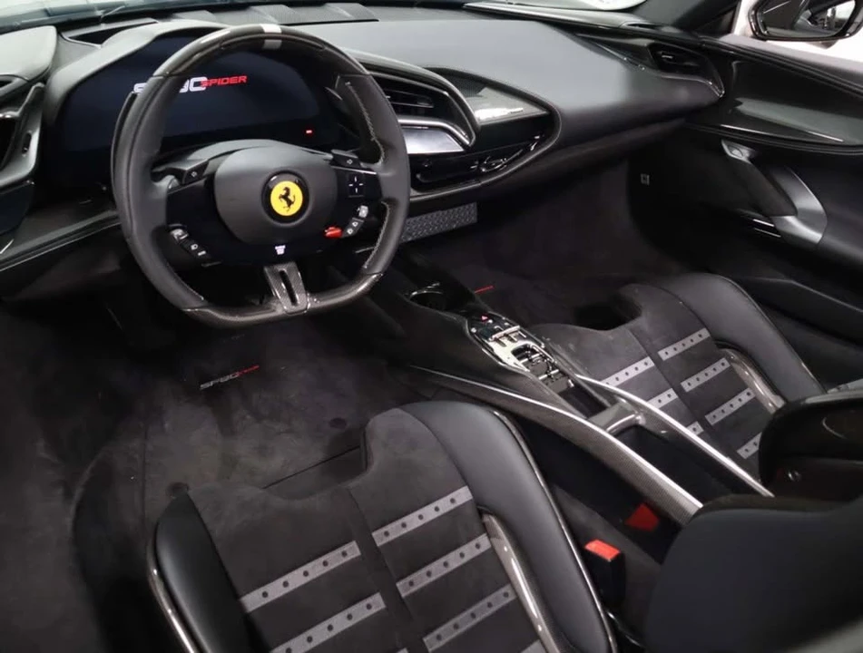 2022 Ferrari SF90 Spider - Image 16 of 19