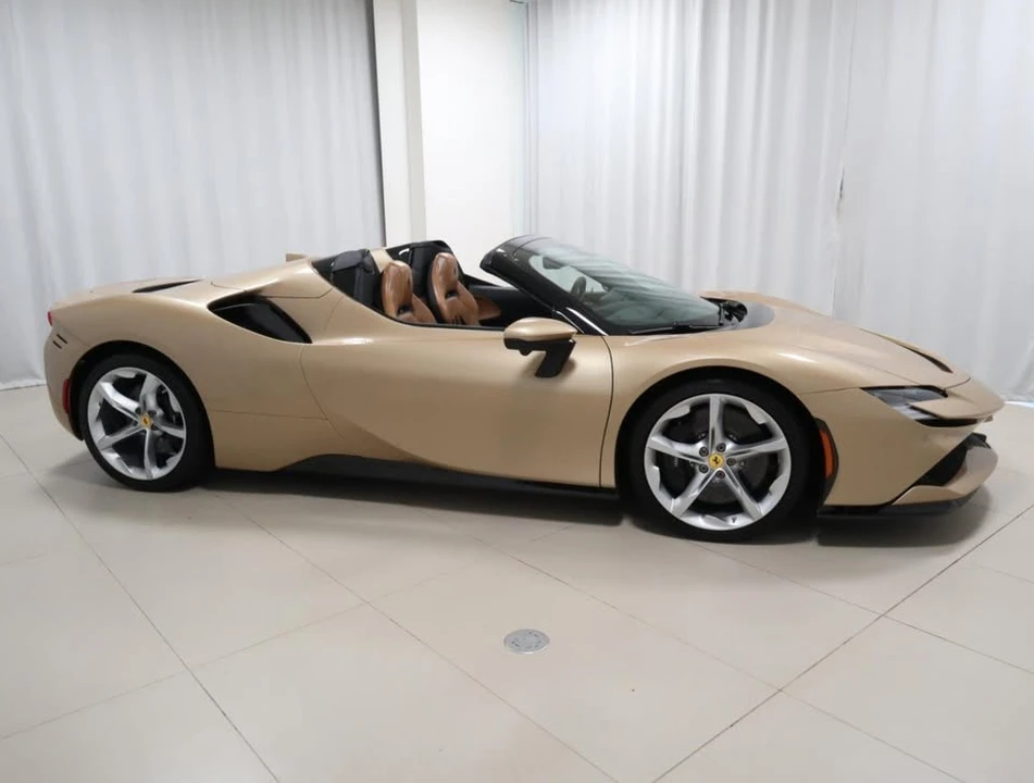 2022 Ferrari SF90 Spider - Image 7 of 19
