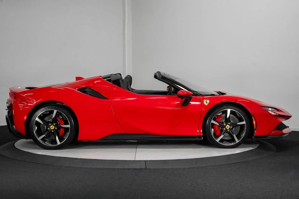 2022 Ferrari SF90 Spider - Image 10 of 20