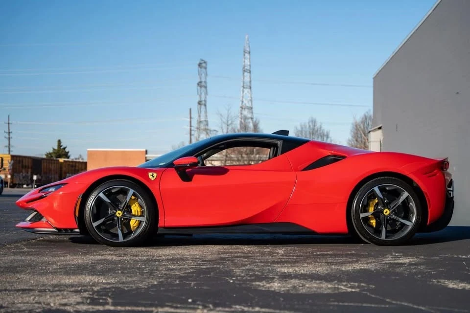2022 Ferrari SF90 Stradale - Image 3 of 11