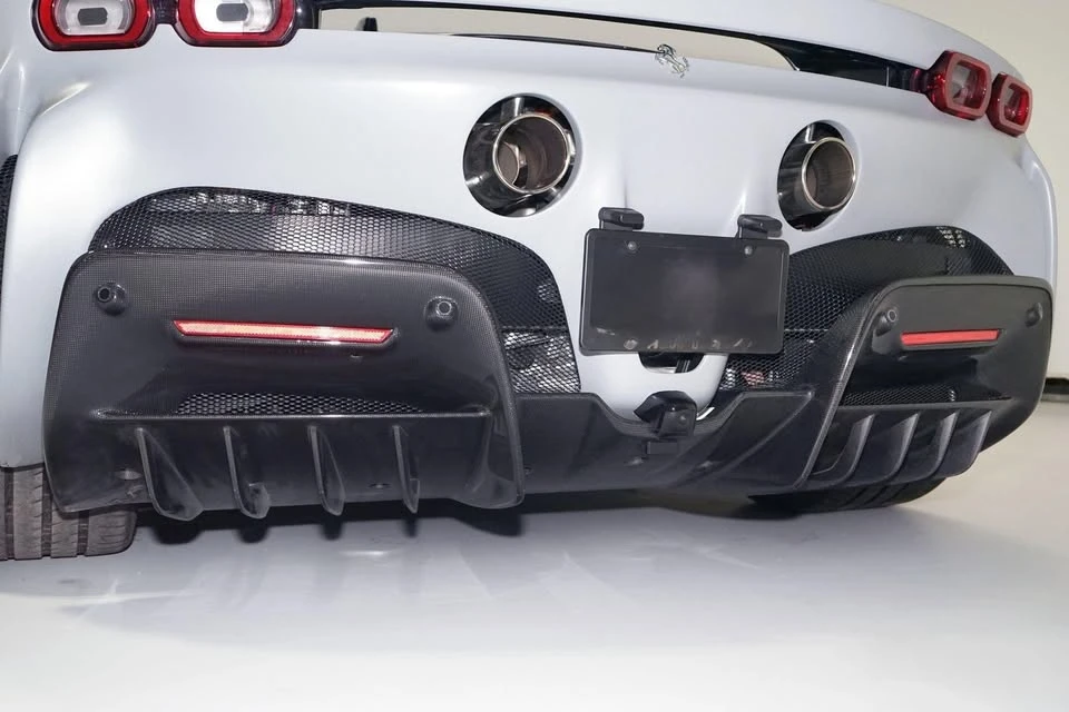 2022 Ferrari SF90 Stradale - Image 7 of 20