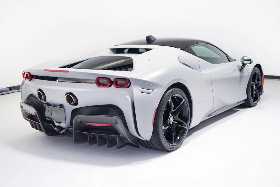 2022 Ferrari SF90 Stradale - Image 4 of 20