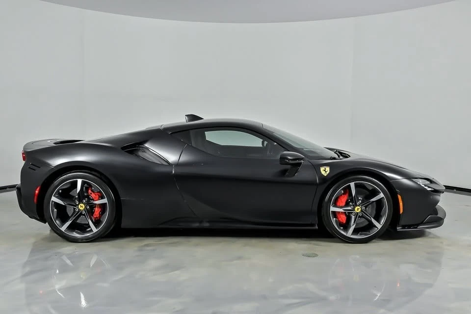 2022 Ferrari SF90 Stradale - Image 14 of 20