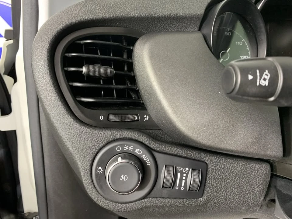 2022 Fiat 500 - Image 17 of 20